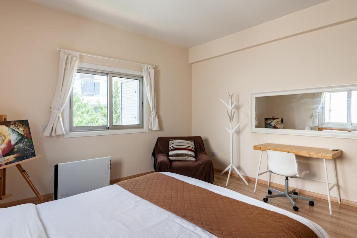 Central, Renovated, Fully Equipped, Spacious 3Bd Strovolos Екстер'єр фото