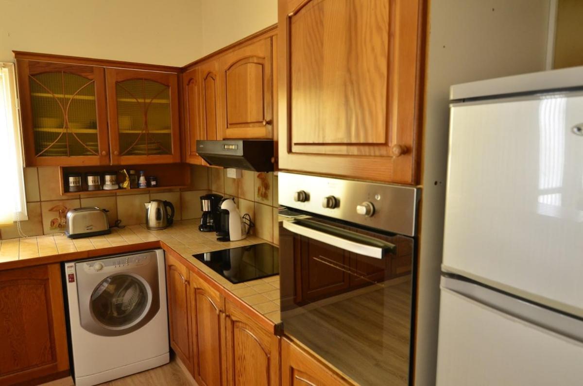 Central, Renovated, Fully Equipped, Spacious 3Bd Strovolos Екстер'єр фото