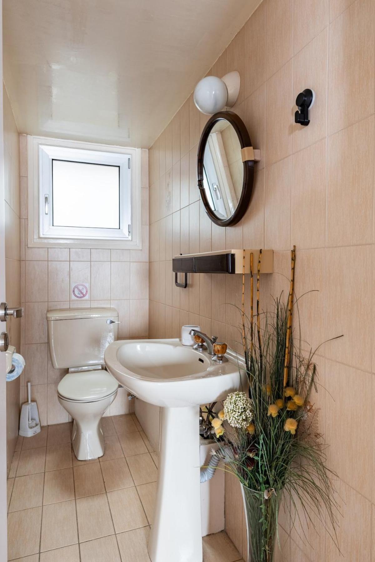 Central, Renovated, Fully Equipped, Spacious 3Bd Strovolos Екстер'єр фото