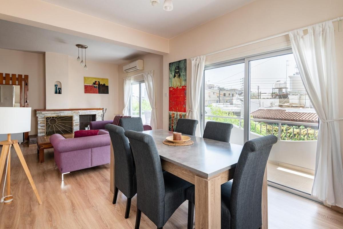 Central, Renovated, Fully Equipped, Spacious 3Bd Strovolos Екстер'єр фото