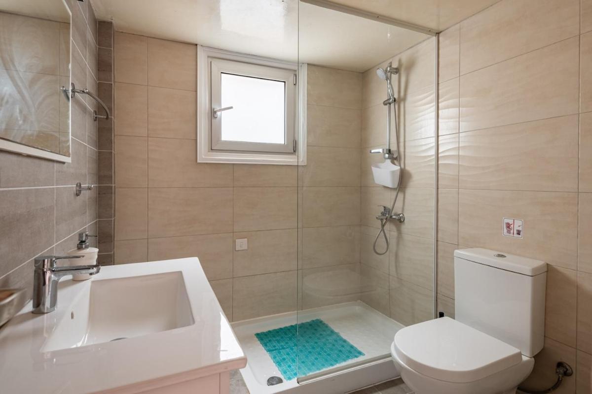 Central, Renovated, Fully Equipped, Spacious 3Bd Strovolos Екстер'єр фото