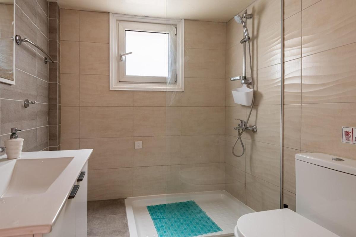 Central, Renovated, Fully Equipped, Spacious 3Bd Strovolos Екстер'єр фото