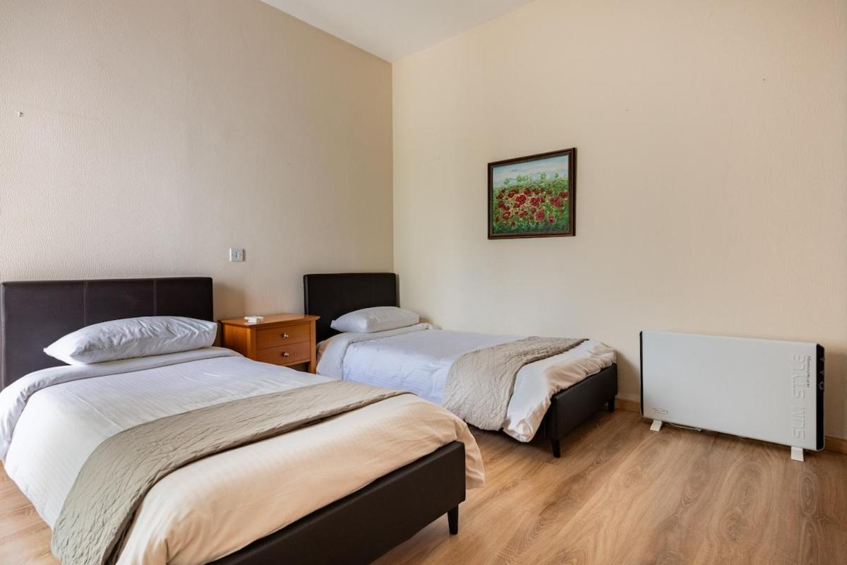 Central, Renovated, Fully Equipped, Spacious 3Bd Strovolos Екстер'єр фото